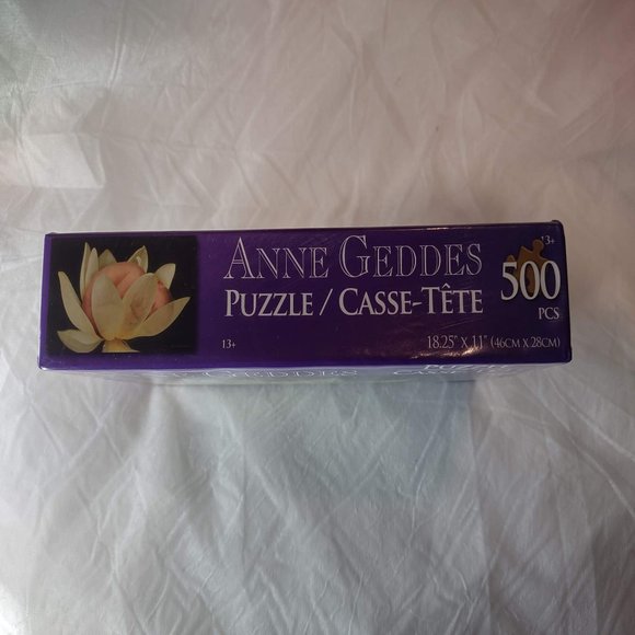 NWT Anne Geddes 500 Piece Jigsaw Puzzle Sleeping Petal Baby NEW - Picture 2 of 4